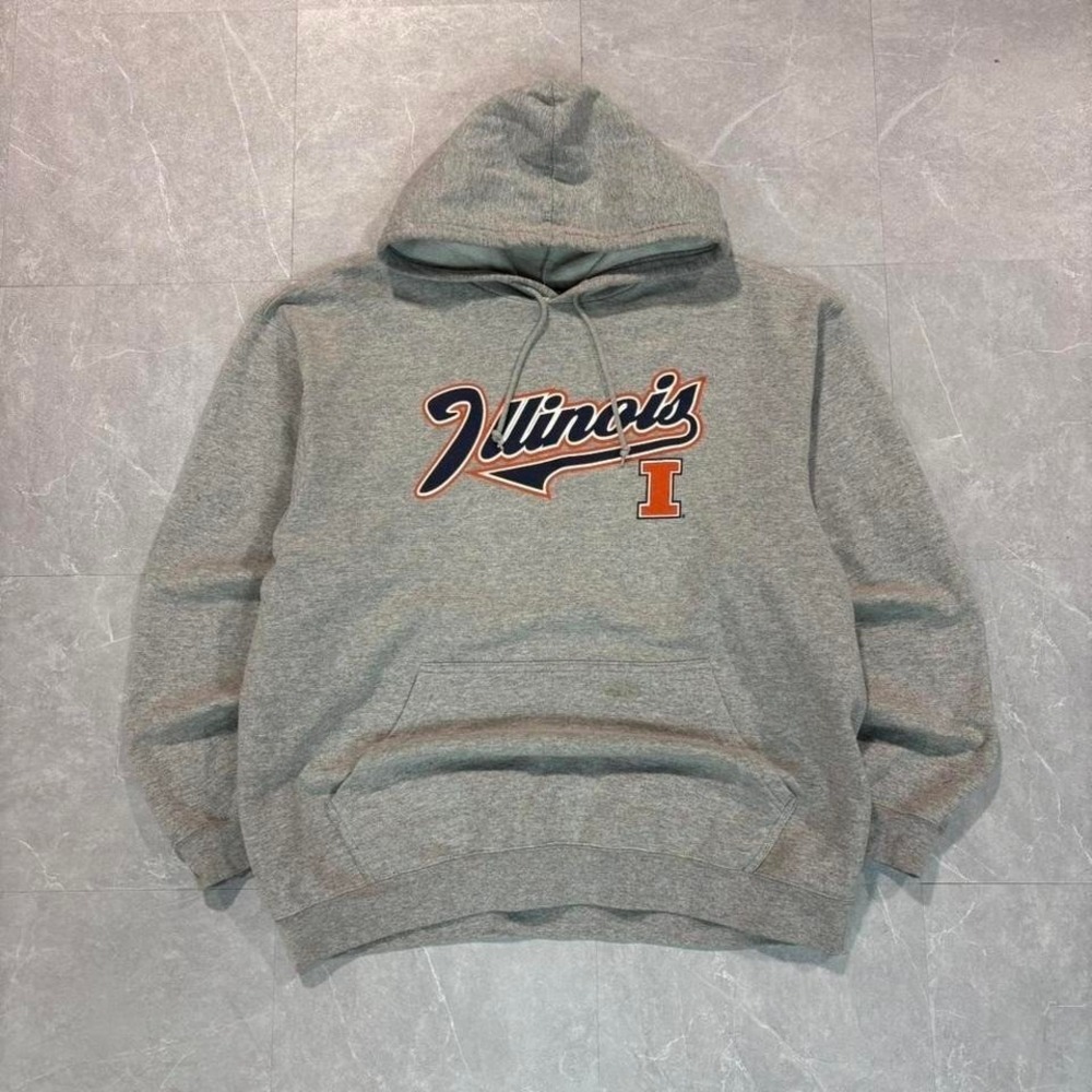 Grey and orange vintage Illinois Fighting‎ Illini hoodie